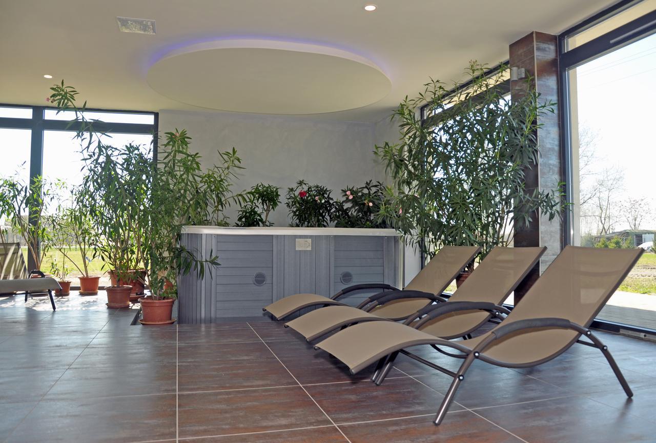 Garden Hotel Medical & Spa デブレツェン エクステリア 写真