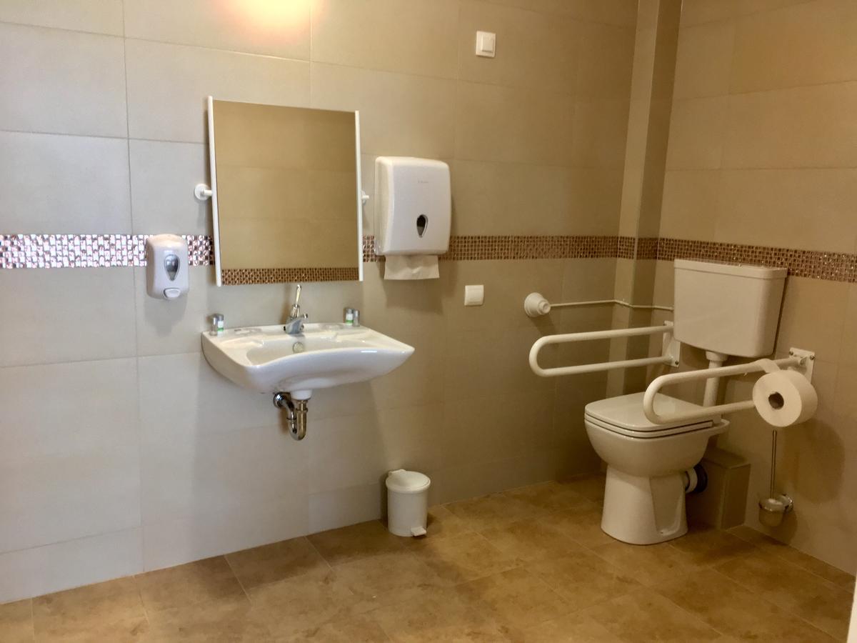 Garden Hotel Medical & Spa デブレツェン エクステリア 写真